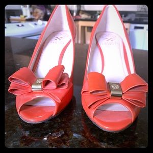 Vince Camuto wedge very comfortable